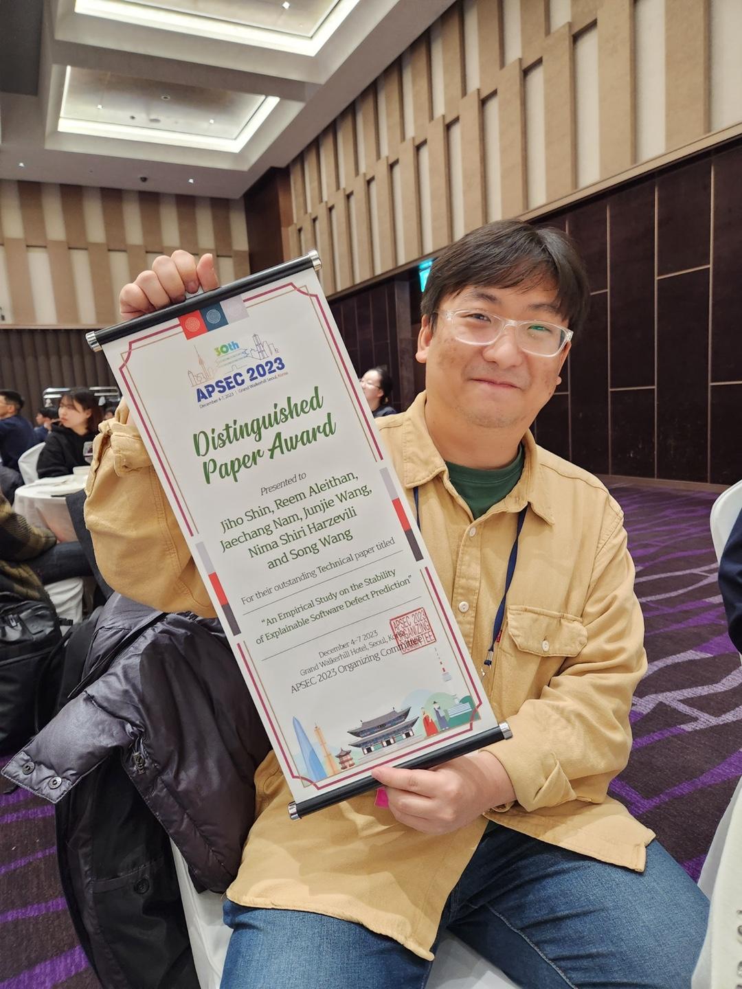 Distinguished Paper Award at APSEC’23