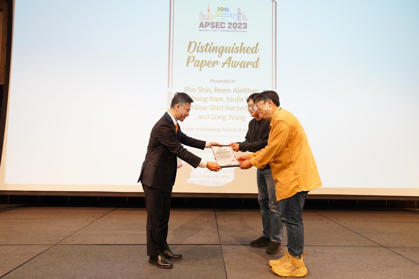 Distinguished Paper Award at APSEC’23