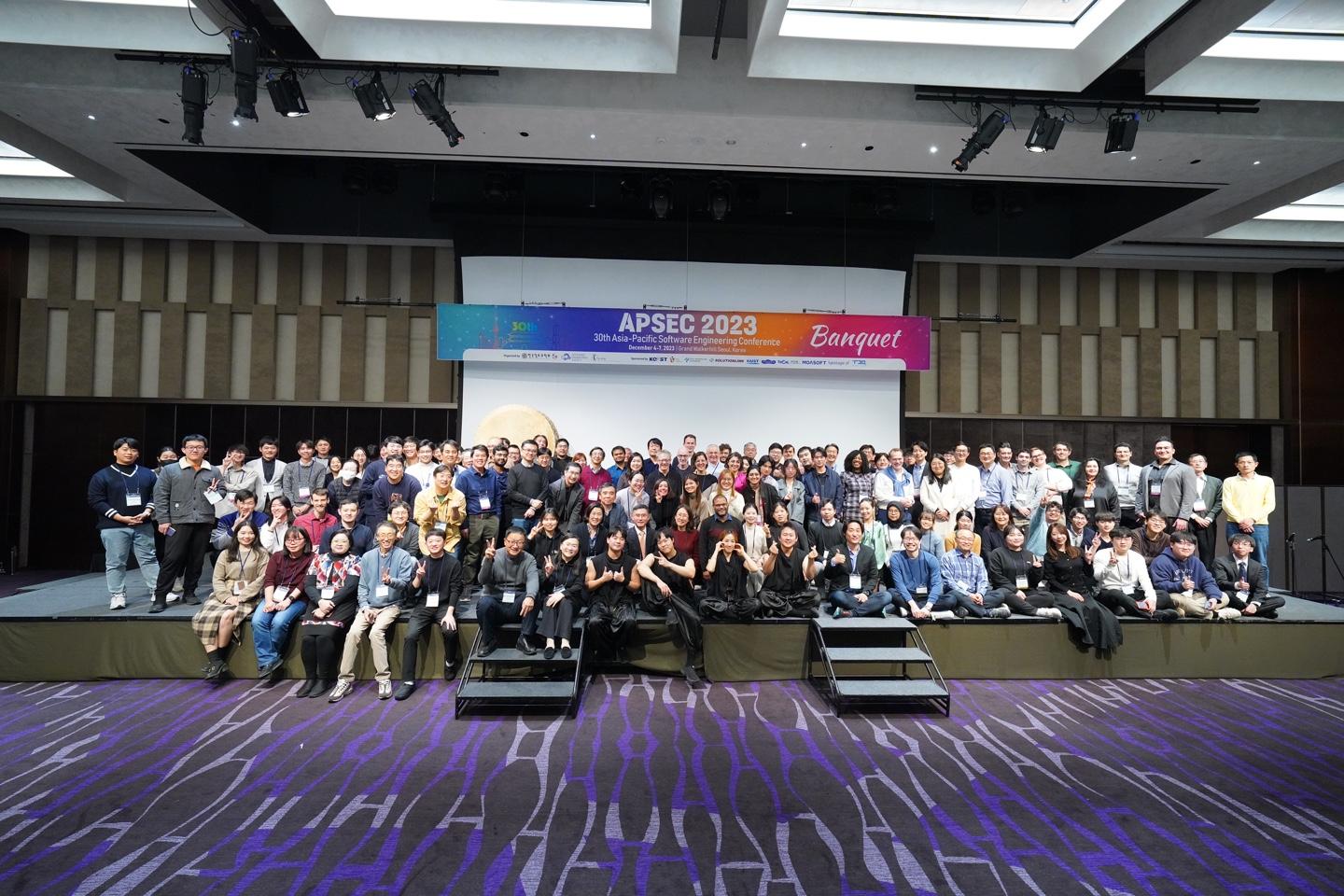 Group Picture at APSEC’23